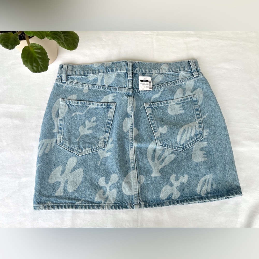 Frame Denim | NWT Mini Denim Skirt - Picture 6 of 16